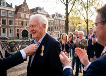 Koninklijke waardering voor 25 onmisbare vrijwilligers tijdens jaarlijkse Lintjesregen