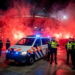 Politie verricht elf arrestaties na chaos bij gestaakt duel NAC - Heerenveen