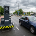 Nieuwe slimme flitspaal op de Ettensebaan bekeurt zowel hardrijders als bellers