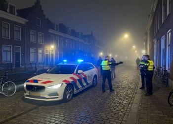 Politie grijpt vaker in met geweld door verhardende samenleving