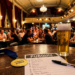 Teams strijden vanavond om felbegeerde medaille tijdens maandelijkse pubquiz in De Avenue